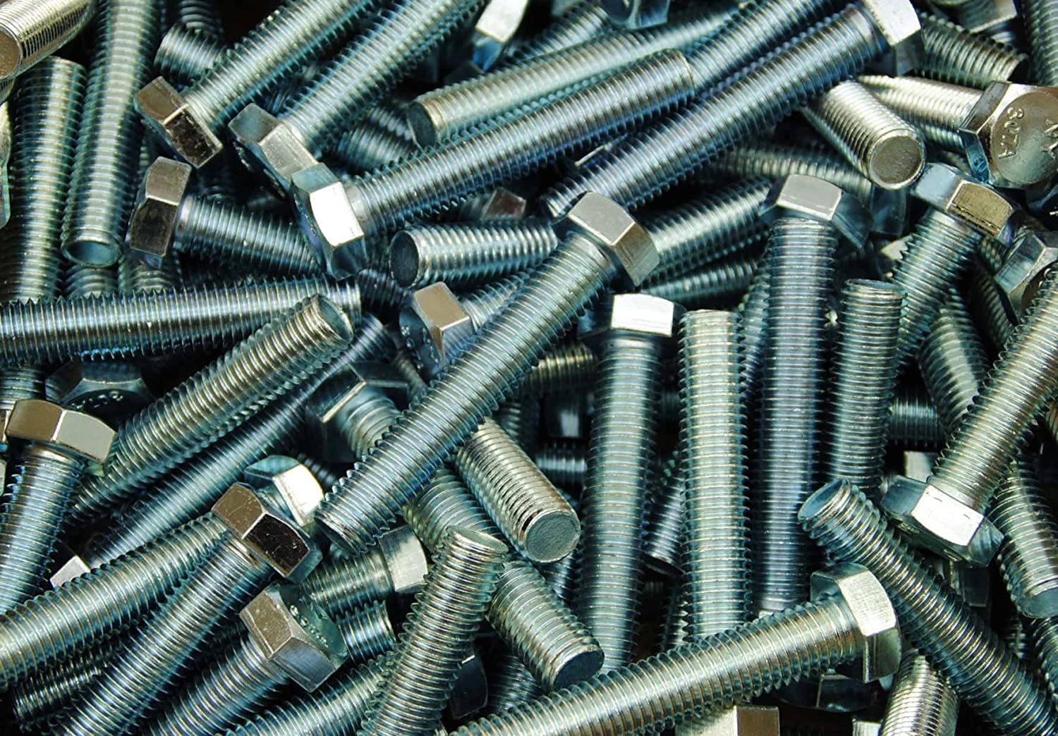 helmshardware5065098